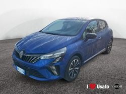 Blu Nuova 2025 Renault Clio V Techno Due volumi | 20.200 € (Buon prezzo)