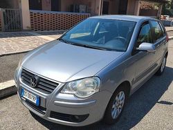 Grigio Usata 2007 VW Polo Due volumi | 2950 € (Buon prezzo)
