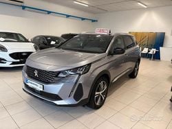 Grigio Usata 2024 Peugeot 5008 Allure Monovolume | 27.900 € (Buon prezzo)