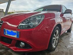 Rosso Usata 2015 Alfa Romeo Giulietta | 7800 € (Buon prezzo)