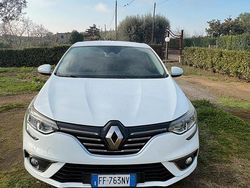 Bianco Usata 2016 Renault Mégane IV Tre volumi | 12.000 € (Cara)