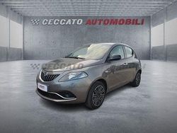 Grigio Usata 2022 Lancia Ypsilon Silver Due volumi | 9282 € (Ottimo prezzo)