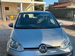 Grigio Usata 2016 VW up! Due volumi | 6500 € (Buon prezzo)