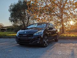 Nero Usata 2018 Peugeot 208 GT-line Due volumi | 11.900 €