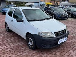 Bianco pastello Usata 2005 Fiat Punto Due volumi | 1900 € (Buon prezzo)