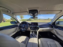 Grigio Usata 2019 BMW 520 Luxury Line Tre volumi | 18.200 €