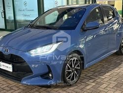 Blu Usata 2021 Toyota Yaris Trend Tre volumi | 16.450 € (Buon prezzo)