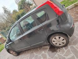 Nero Usata 2008 Nissan Note Tre volumi | 1200 €