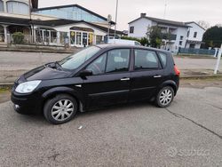 Nero Usata 2007 Renault Scénic II Monovolume | 500 € (Super prezzo)