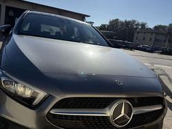 Grigio Usata 2018 Mercedes A180 Executive | 19.900 € (Molto cara)
