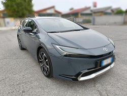 Grigio Usata 2023 Toyota Prius Lounge Due volumi | 35.000 € (Buon prezzo)