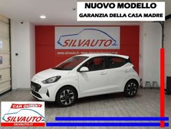 Verde Usata 2023 Hyundai i10 Due volumi | 13.950 € (Buon prezzo)