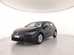 Grenadill black metallizzato Usata 2024 VW Golf VIII Life Tre volumi | 25.690 € (Buon prezzo)