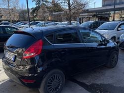 Nero Usata 2010 Ford Fiesta Due volumi | 4300 € (Buon prezzo)