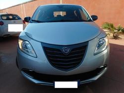 Grigio Usata 2013 Lancia Ypsilon Gold Due volumi | 7800 € (Molto cara)
