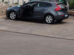 Usata 2013 Volvo V40 CC Station wagon | 8000 €