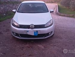 Grigio Usata 2011 VW Golf VI Due volumi | 5000 € (Buon prezzo)