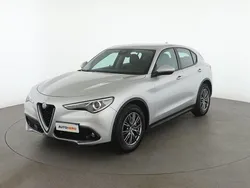 Argento Usata 2017 Alfa Romeo Stelvio Super SUV | 23.499 € (Buon prezzo)