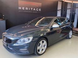 Grigio Usata 2015 Volvo V60 R-Design Station wagon | 6500 € (Buon prezzo)