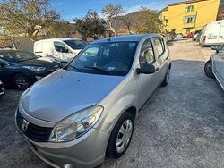 Grigio Usata 2008 Dacia Sandero Tre volumi | 2300 € (Buon prezzo)