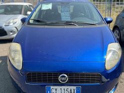 Blu Usata 2006 Fiat Grande Punto Dynamic Due volumi | 2200 € (Cara)