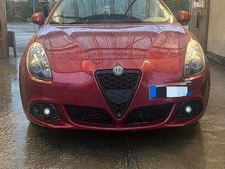 Usata 2012 Alfa Romeo Giulietta Due volumi | 7950 € (Buon prezzo)
