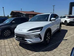 Bianco Nuova 2025 BYD Seal U Boost SUV | 33.900 €