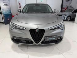 Grigio Usata 2017 Alfa Romeo Stelvio Executive SUV | 20.490 € (Buon prezzo)