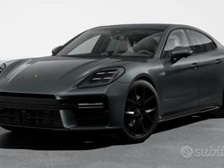 Grigio Nuova 2025 Porsche Panamera 4 Tre volumi | 158.200 €
