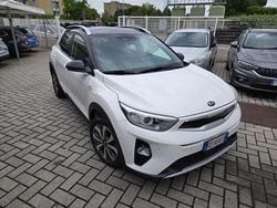 Bianco Usata 2021 Kia Stonic Style SUV | 13.990 € (Buon prezzo)