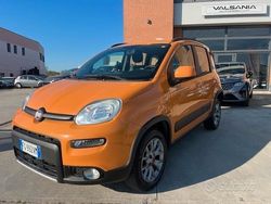 Arancione Usata 2016 Fiat Panda 4x4 S Due volumi | 11.250 € (Buon prezzo)