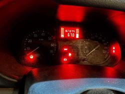 Grigio Usata 2004 Renault Clio II Tre volumi | 1500 € (Buon prezzo)