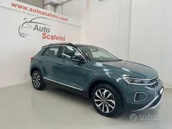 Grigio Usata 2022 VW T-Roc Advance SUV | 27.900 € (Cara)
