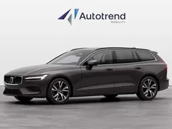 Grigio scuro Nuova 2024 Volvo V60 Core Station wagon | 43.600 € (Cara)