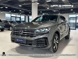 Quarzit grey metallizzato Usata 2024 VW Touareg Elegance SUV | 58.400 € (Buon prezzo)