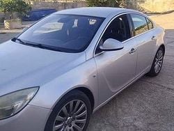 Usata 2010 Opel Insignia Tre volumi | 4200 € (Buon prezzo)