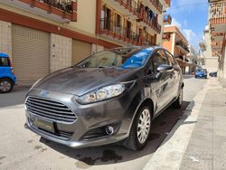 Grigio Usata 2016 Ford Fiesta Due volumi | 5700 € (Ottimo prezzo)