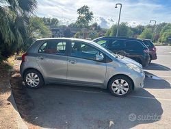 Usata 2008 Toyota Yaris Due volumi | 3000 € (Buon prezzo)