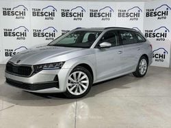 Argento Usata 2024 Skoda Octavia Selection Station wagon | 25.800 € (Ottimo prezzo)