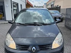 Grigio Usata 2006 Renault Scénic II Exception Monovolume | 1950 € (Cara)