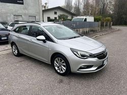 Argento Usata 2018 Opel Astra Innovation Station wagon | 7800 € (Buon prezzo)