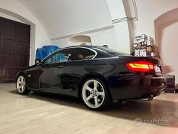 Usata 2011 BMW 330 Efficient Dynamics | 13.900 € (Buon prezzo)