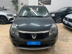 Blu Usata 2012 Dacia Sandero Stepway Tre volumi | 4300 € (Buon prezzo)