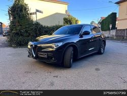 Nero Usata 2019 Alfa Romeo Stelvio Business SUV | 16.900 € (Ottimo prezzo)