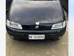 Nero Usata 1994 Fiat Punto Tre volumi | 7500 €