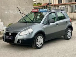 Grigio Usata 2009 Fiat Sedici SUV | 3999 € (Buon prezzo)