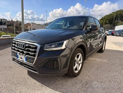 Grigio Usata 2022 Audi Q2 Business SUV | 18.990 € (Buon prezzo)