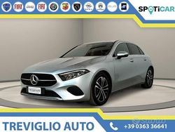 Grigio Nuova 2025 Mercedes A180 Progressive Tre volumi | 33.450 €