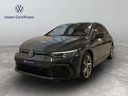 Grigio Usata 2024 VW Golf VIII R-line Tre volumi | 32.500 € (Molto cara)