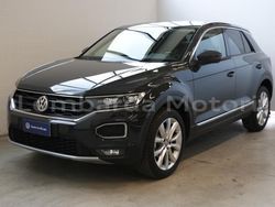 Grigio urano Usata 2019 VW T-Roc Advance SUV | 26.900 € (Molto cara)